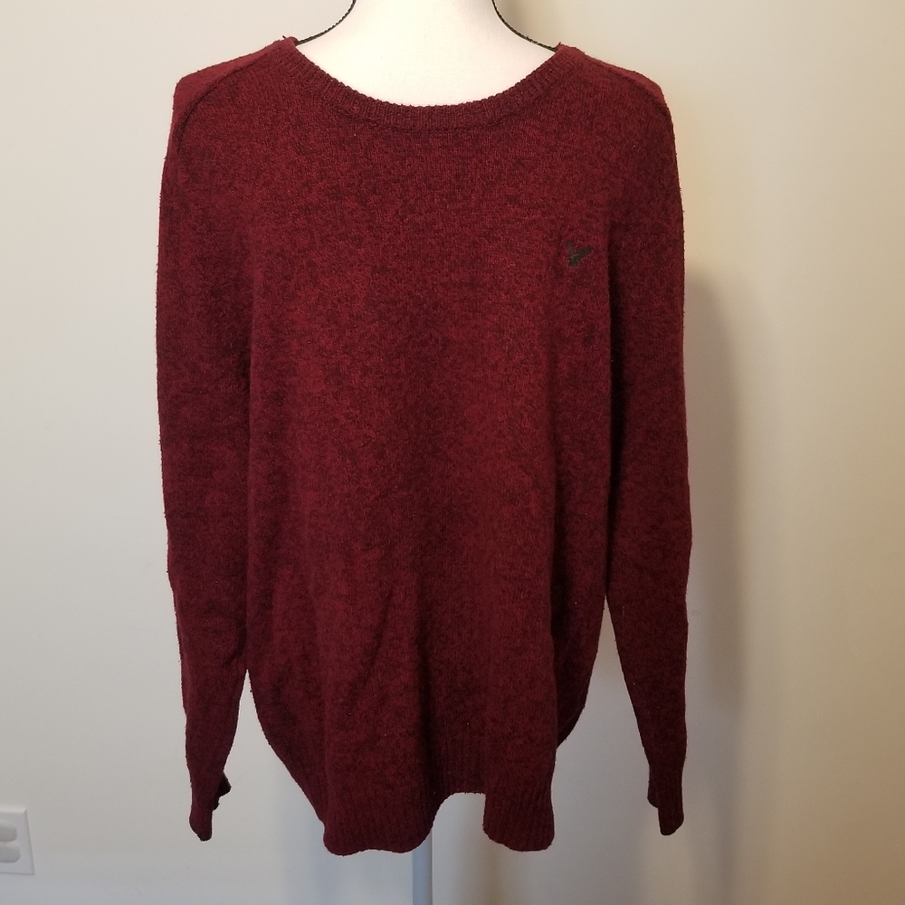 The American Eagle Outfitters Men's Athletic Fit